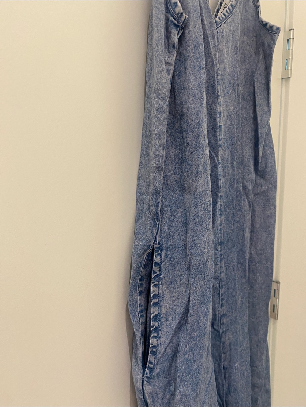 EUC Zenana Wide Leg Spaghetti Strap V Neck Jumpsuit Romper One piece Blue Size M - Picture 4 of 12